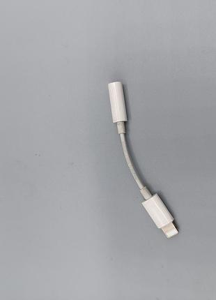 Оригіналний перехідник apple lightning to 3.5 mm headphone jack adapter
