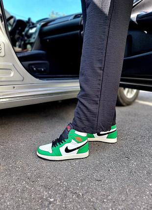 Nike air jordan 1 lucky green