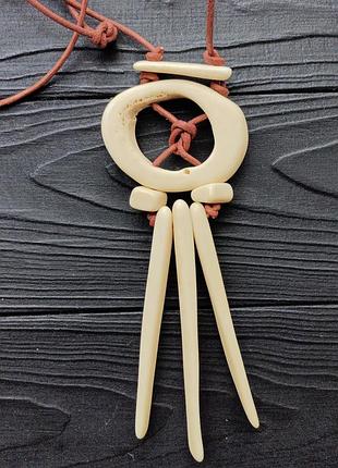 Кулон амулет из кости в стиле бохо винтаж кость,кожа