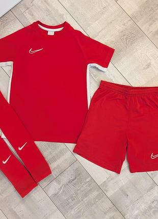 Форма футбольная от nike красный размер s (128-137) шорты футболка гетры