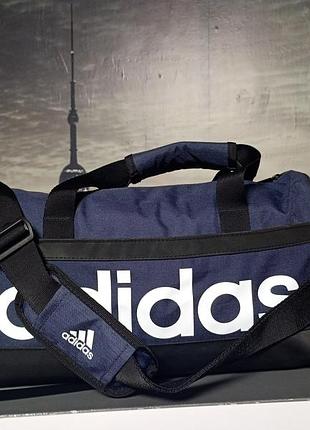 Спортивна сумка adidas linear duffel bag extra small (hr5346)
в темно-синьому кольорі,extra small (xs), країна виробник індонезія оригінал