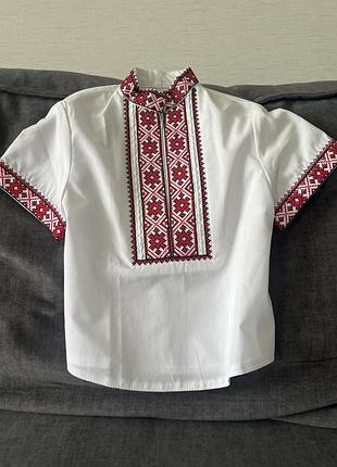 Вишиванка нова 122р на 5-7 р