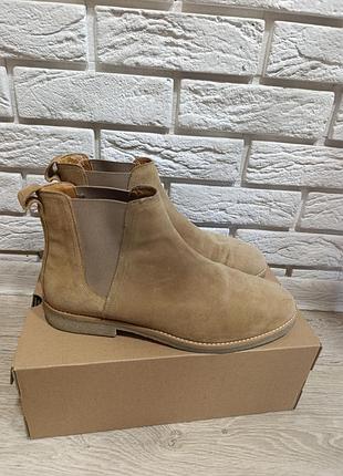 Ботинки zara 43 размер, натуральный замш
