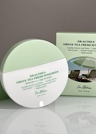 Заспокійливий сонцезахисний крем для обличчя з spf50 dr.althea green tea fresh sunscreen spf50 (45 ml)