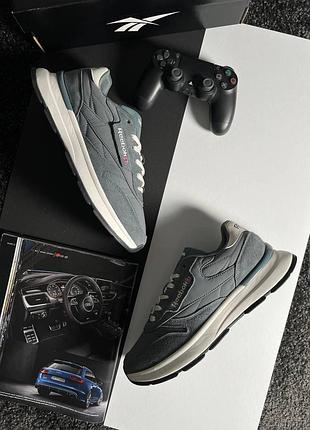 Reebok classic dark grey white