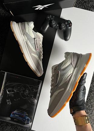 Reebok classic light grey white 2