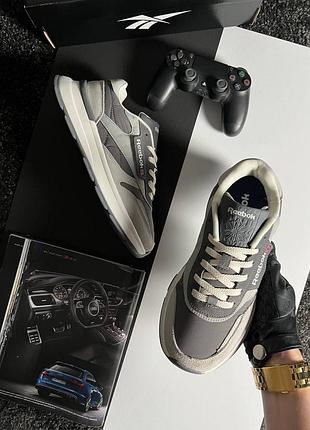 Reebok classic grey white 3