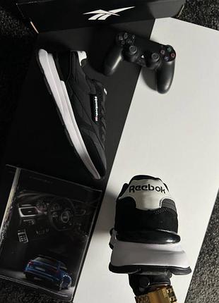 Reebok classic black white 7