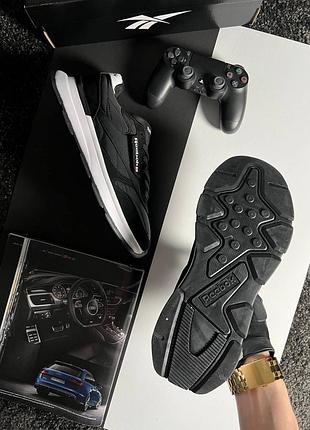 Reebok classic black white 4