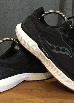 Кросівки saucony triumph 19