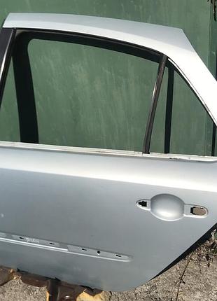 Б/у дверь задняя левая renault laguna 2, 7751472439, лифтбэк, цвет teb64,