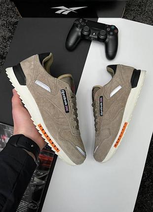 Reebok classic m sand 6
