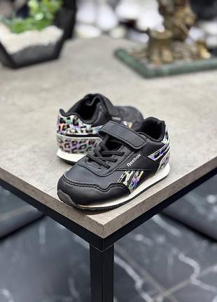 Оригінальні дитячі кросівки reebok
