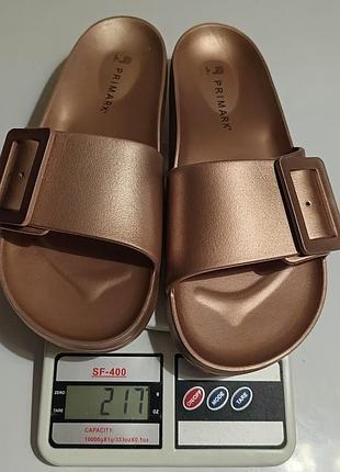 ​✨ сверхлегкие, очень красивые золотисто-бронзовые шлепанцы-слади primark (новые) ✨
