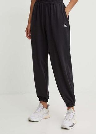 Спортивні штани джогери adidas originals
