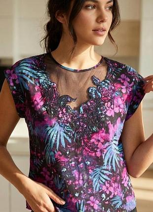 Чарівна блуза  guess