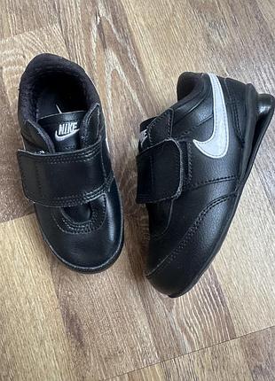 Кроссовки nike p25 стелька 15см
