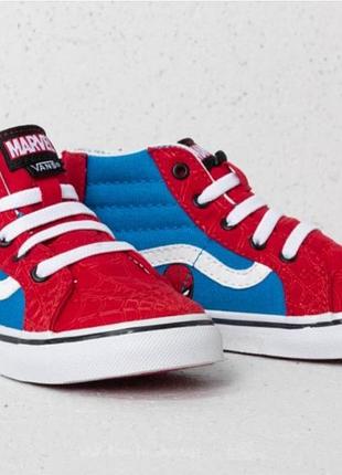 Стильні дитячі високі кеди vans sk8-hi zip (marvel) spider- kids.
