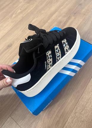 Жіночі кеди adidas campus
