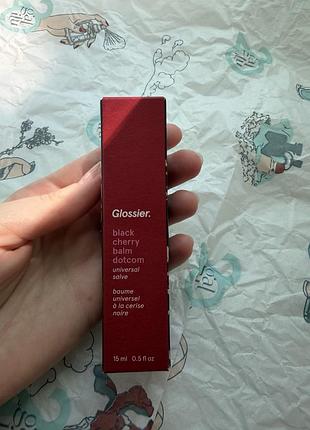 Бальзам для губ glossier