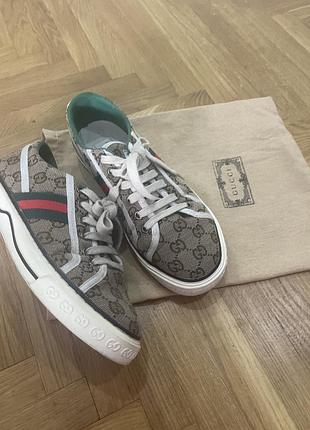 Кросівки gucci 40 розмір 25,5 см