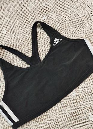 Спортивный , пляжный топ размер м adidas, принимаю заказы от 100 гр