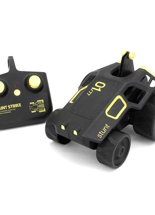 Sharper image автомобіль на радіокеруванні "stunt strike"