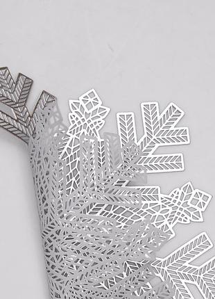 Коврик для сервировки стола snowflake 38 см серебро nai