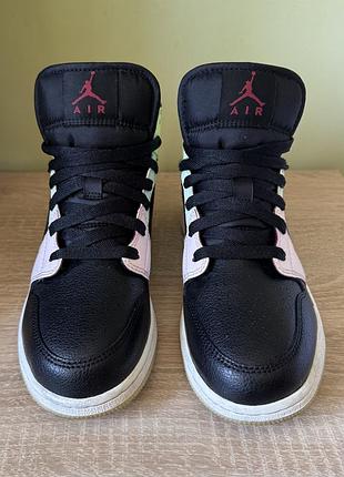 Кроссовки air jordan 1