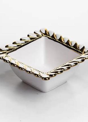 Тарелка глубокая фарфоровая tiffany квадратная 15х15х7 см nai