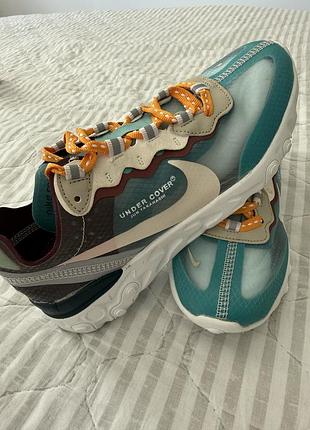 Кросівки nike react element 87 у колаборації з брендом undercover.