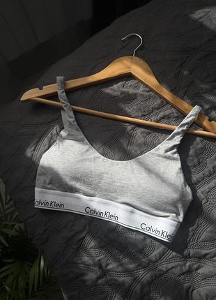 Топ calvin klein