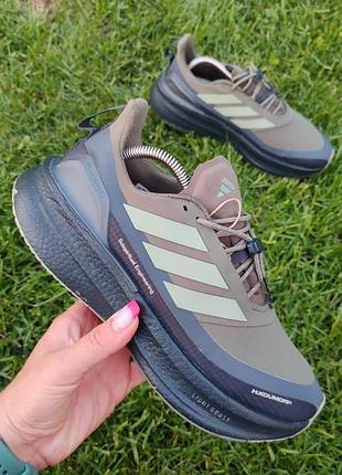 Кроссовки adidas x hermanos koumori ultraboost 5 в цвете carbon/tengrn/olive strata. едут как для парня так и для девушки красивый цвет хаки