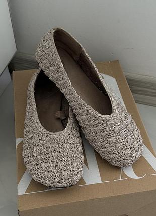 Плетені балетки zara