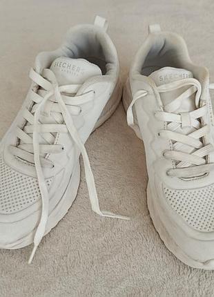 Кроссовки искуственная кожа фирмы skechers