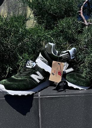 Женские зеленые кроссовки new balance 574 замшевые