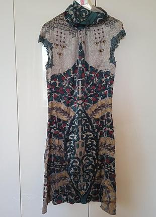 Платье винтаж из натурального шелка от известного бренда roberto cavalli  в отличном состоянии.