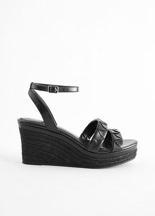 Босоніжки чорні жіночі на повну ніжку black extra wide fit forever comfort® double strap wedges
