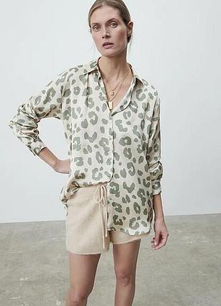 Zara сорочка лео принт