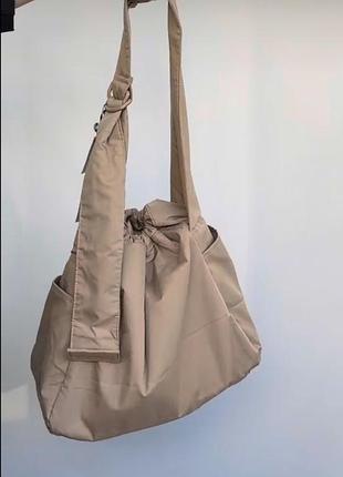 Велика сумка через плече uniqlo