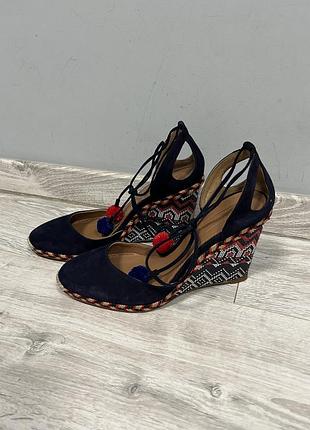 Туфлі aquazzura
