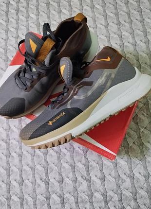 Кросівки nike р.40