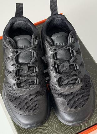Тактичні кросівки "5.11 tactical a/t trainer" black, 37 розмір (довжина устілки 23 см). стан - ідеальний.
