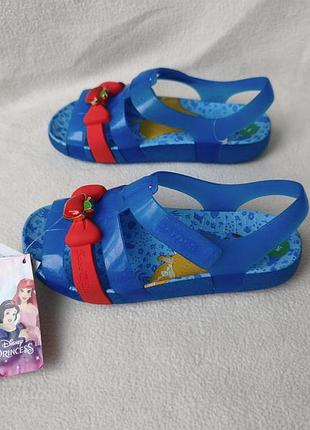 Оригінал! босоніжки на дівчинку крокси crocs disney princess isabella р. 4 на р. 36-37
