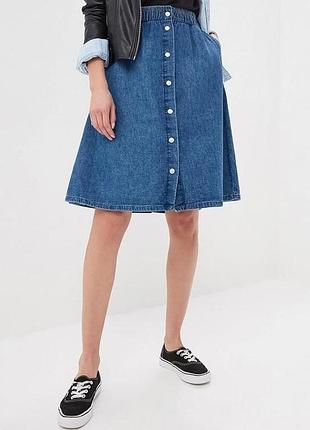Джинсова мідіспідниця на гумці та ґудзиках levi's