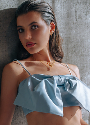 Атласный топ бандо с бантом zara
