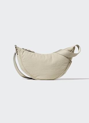 Бежева сумка через плече uniqlo, бананка юніко