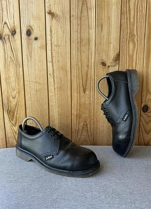 Чорні шкіряні ботинки чоботи взуття черевики dr martens