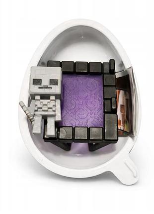 Коллекционная фигурка, подставка киндер джой майнкрафт kinder joy minecraft - скелетон с порталом