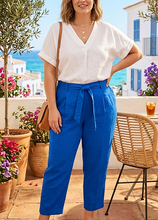 Брюки синего цвета (elect blue) бренда marks &amp; spencer, имеющий съемный пояс и крой регуляр 22 размер